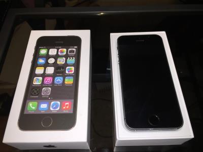 Apple IPhone 5s New Space Gray Unlocked